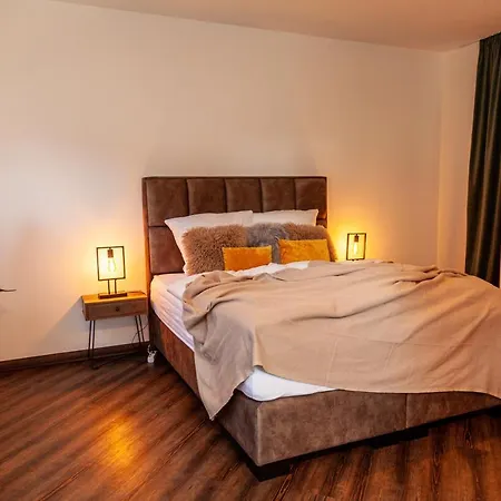 Nidusrooms: Apartament Hockenheim